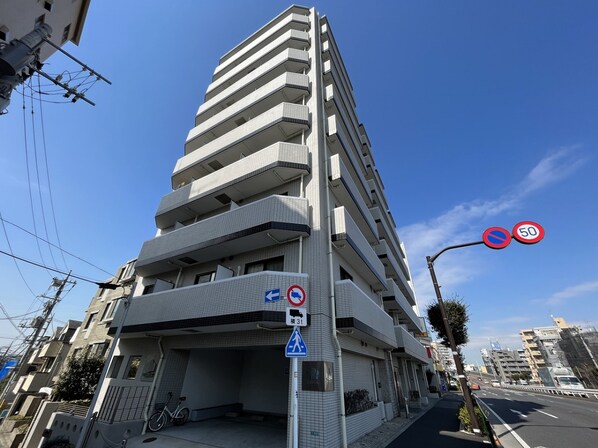 ヴェルト柿の木坂の物件外観写真